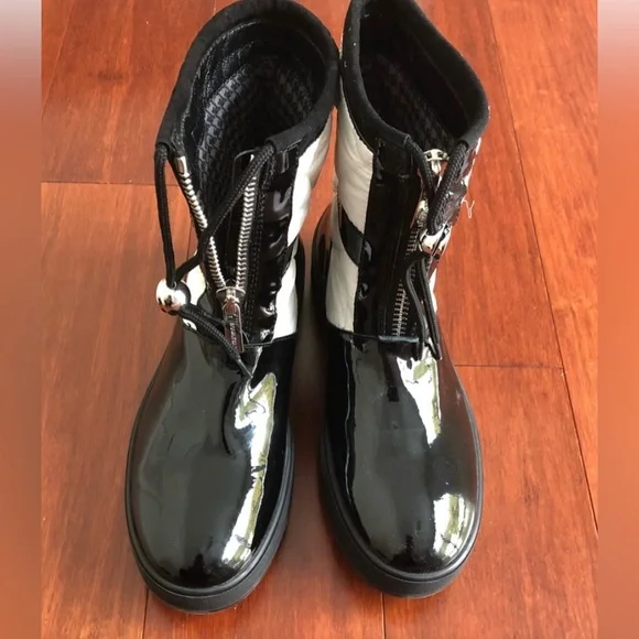 Aquatalia Italian Rain Boots US 8 LIKE NEW fit like between sizes 7.5 - 8 Women - Picture 3 of 15